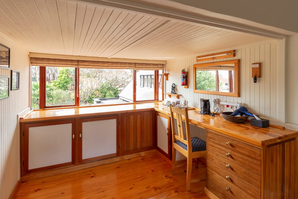 Chesterton: Upstairs Image 3